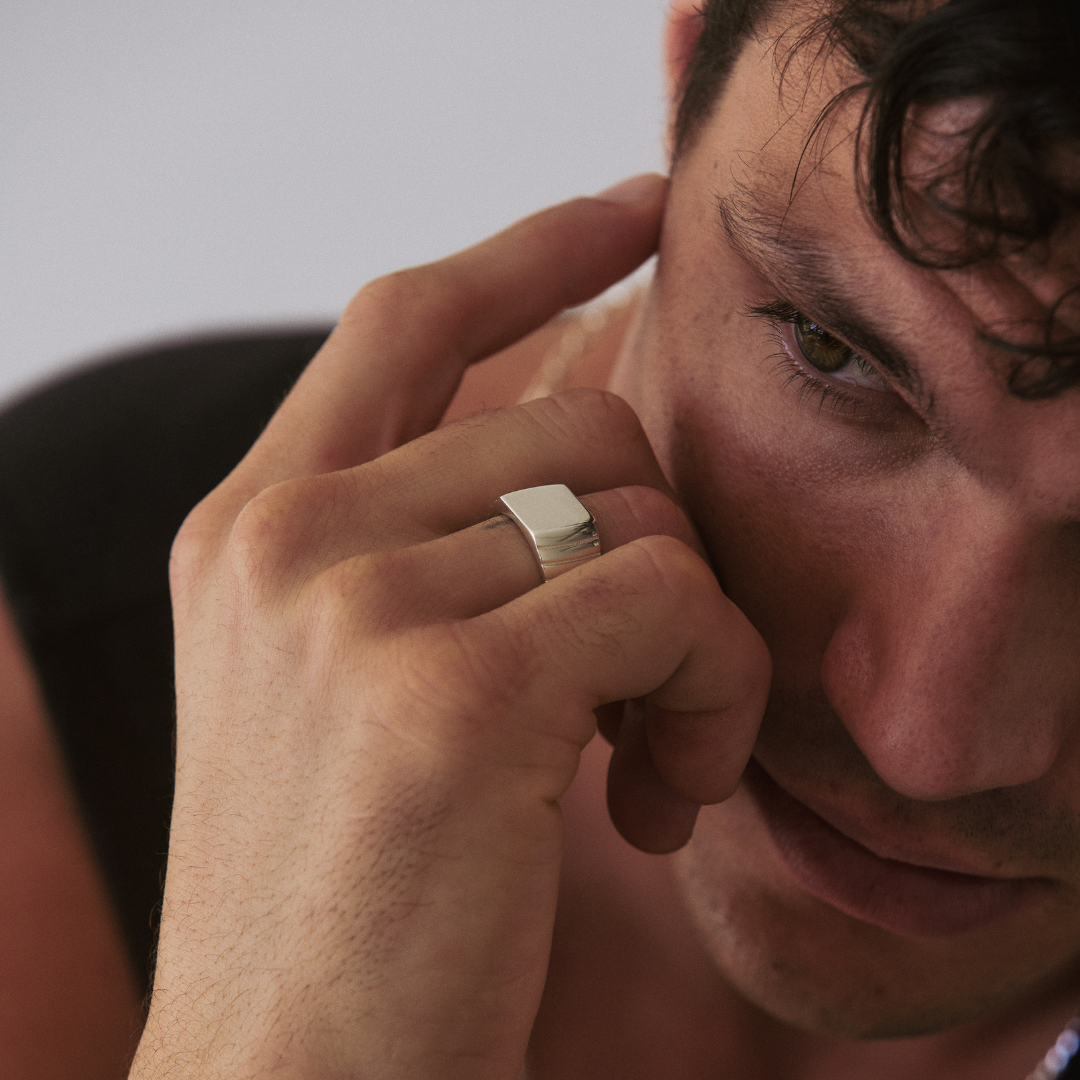 Oliver Ring - White Gold