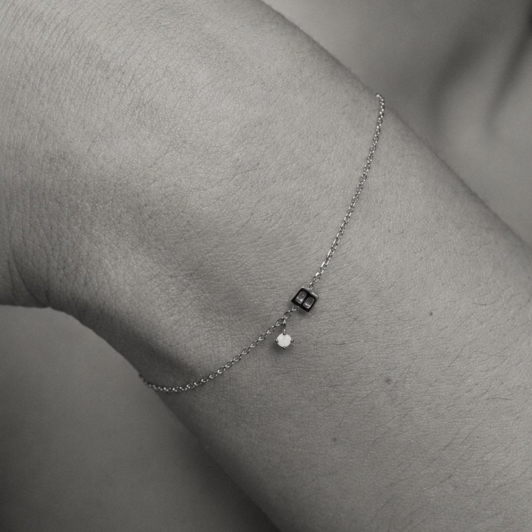 Fine Oval Cable Chain Slider Bracelet - Solid Gold